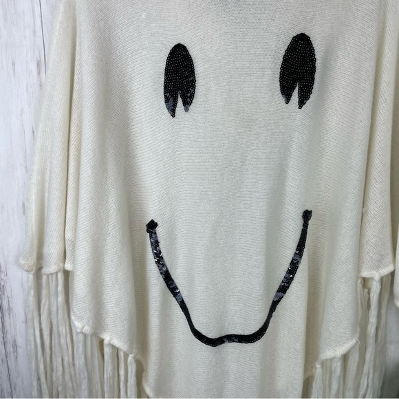 Wildfox RARE white label happy face sequin knit hooded poncho - Picture 2 of 6